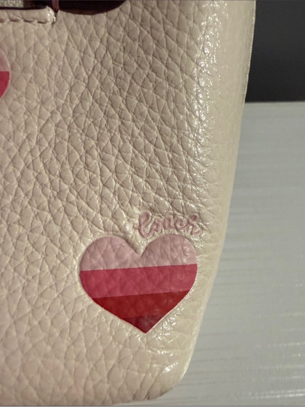Coach Mini Gallery Crossbody Bag in white with a stripe heart print. - Picture 4 of 11